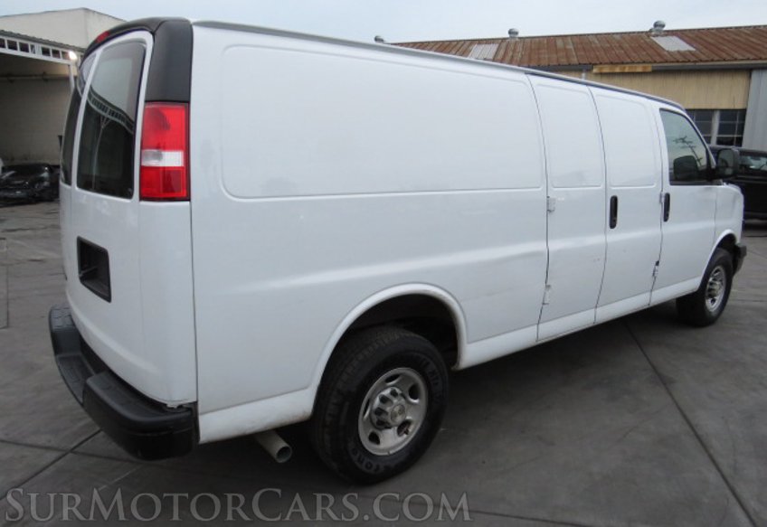 2021 Chevrolet Express Cargo Van - Image 9