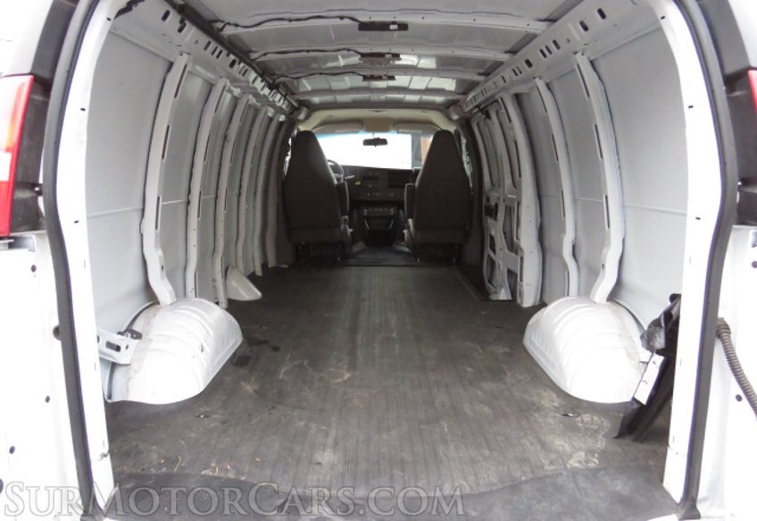 2021 Chevrolet Express Cargo Van - Image 14