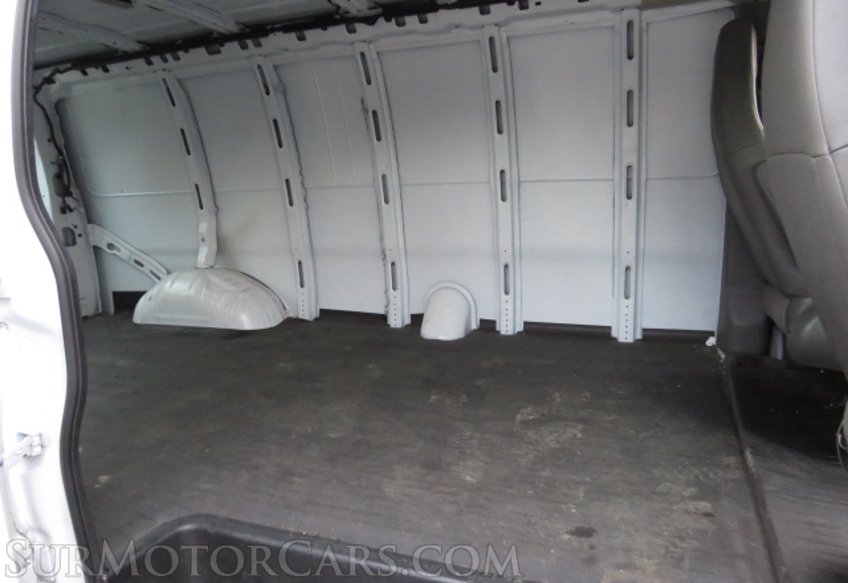 2021 Chevrolet Express Cargo Van - Image 26