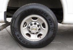 2021 Chevrolet Express Cargo Van - Image 18