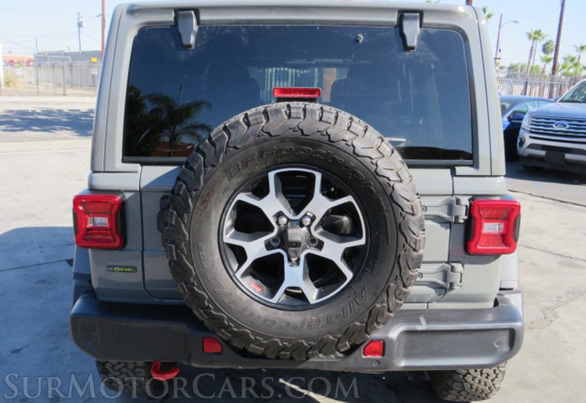 2022 Jeep Wrangler - Image 12