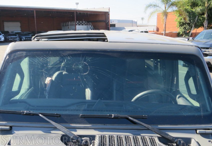 2022 Jeep Wrangler - Image 13