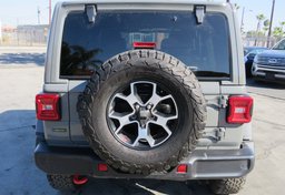 2022 Jeep Wrangler - Image 12