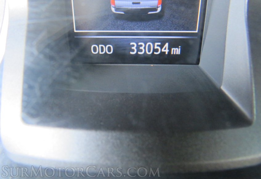 2019 Toyota Tacoma 4WD - Image 34