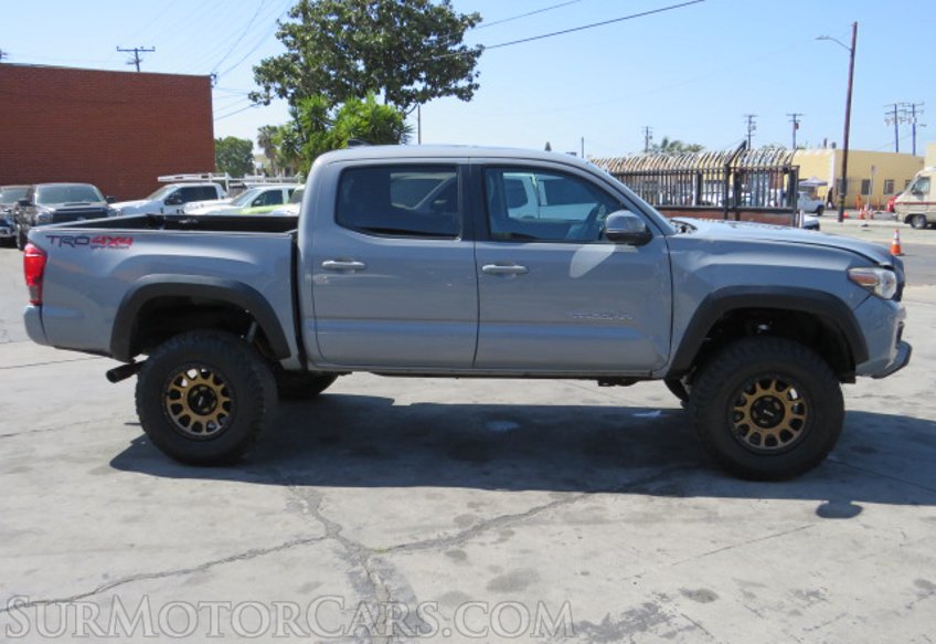 2019 Toyota Tacoma 4WD - Image 6