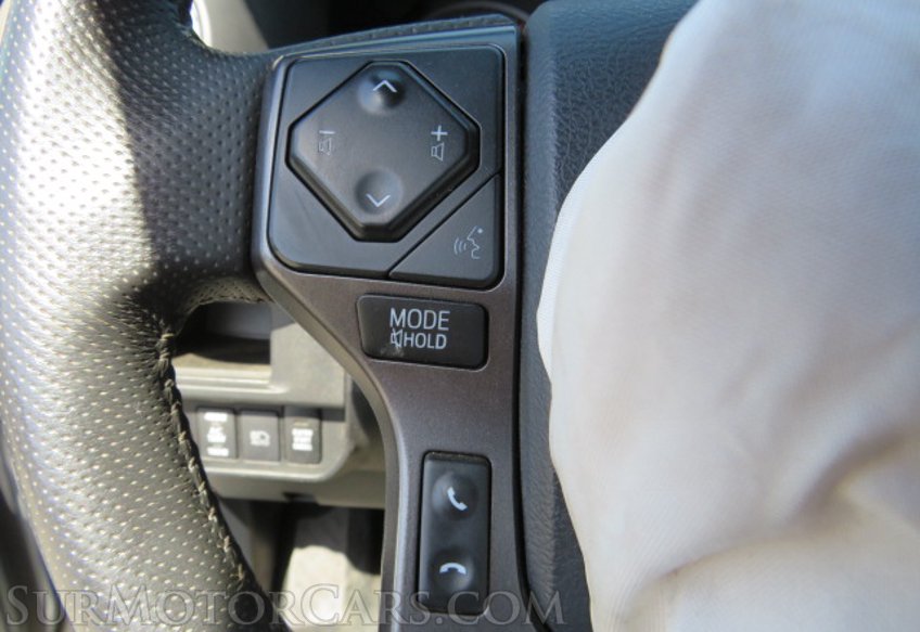 2019 Toyota Tacoma 4WD - Image 40