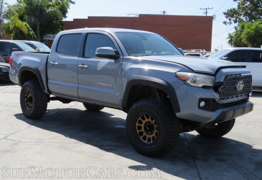 2019 Toyota Tacoma 4WD - Image 4