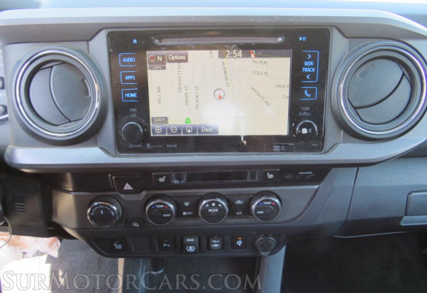 2019 Toyota Tacoma 4WD - Image 38