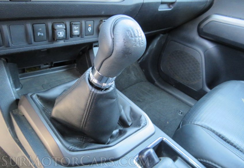 2019 Toyota Tacoma 4WD - Image 45