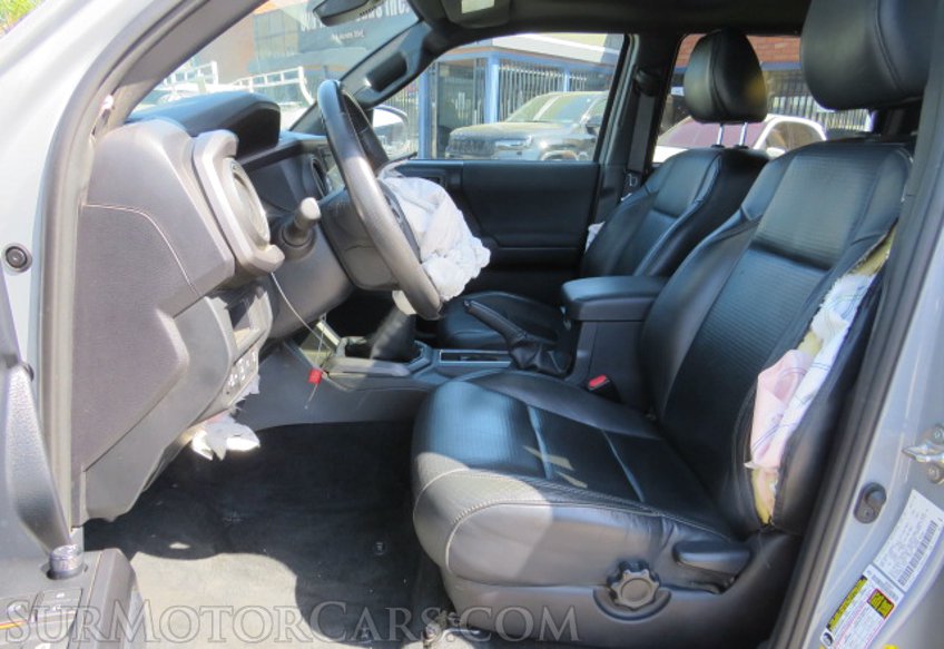 2019 Toyota Tacoma 4WD - Image 27