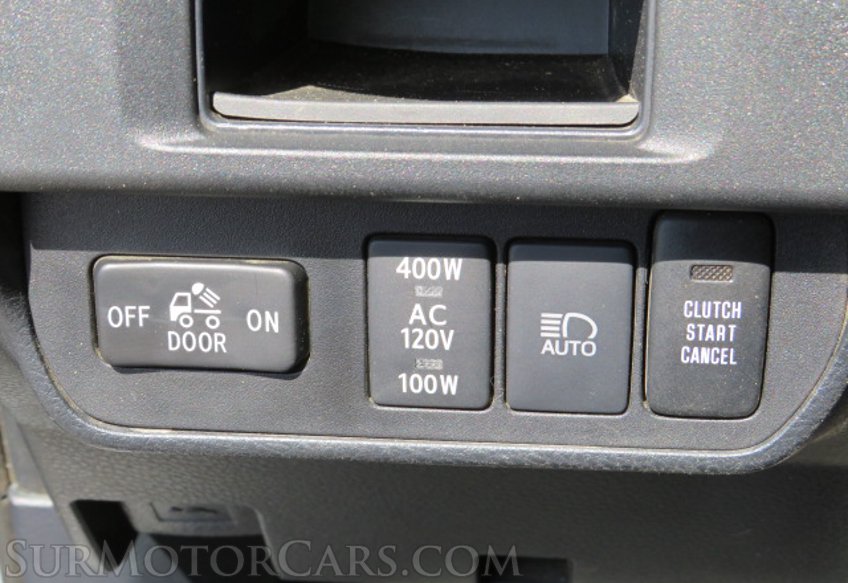 2019 Toyota Tacoma 4WD - Image 39