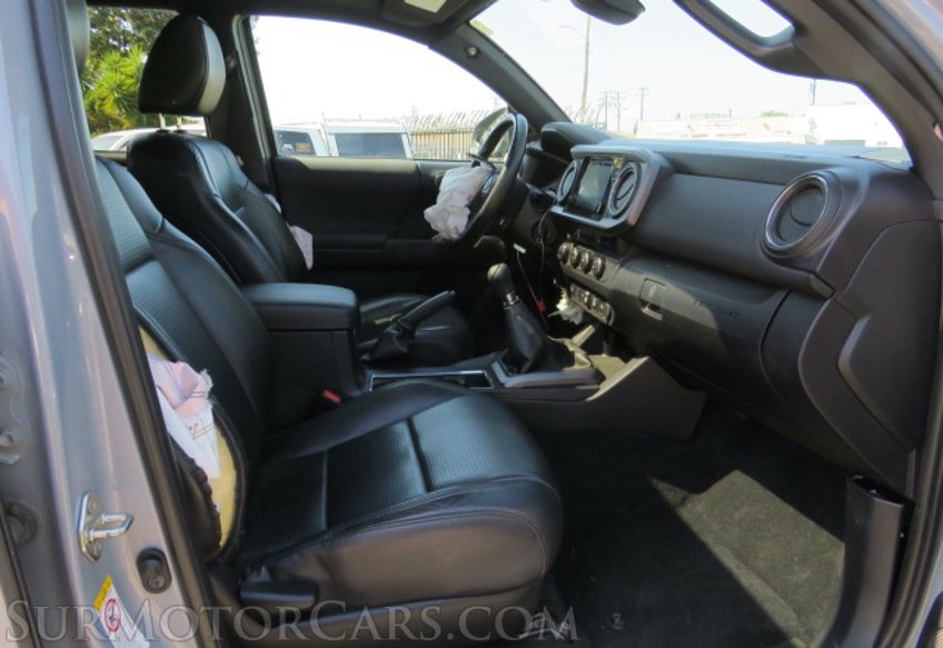 2019 Toyota Tacoma 4WD - Image 24