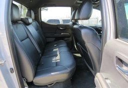 2019 Toyota Tacoma 4WD - Image 33