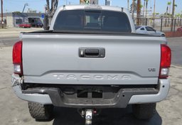 2019 Toyota Tacoma 4WD - Image 12