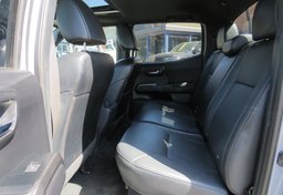 2019 Toyota Tacoma 4WD - Image 30