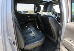 2019 Toyota Tacoma 4WD - Image 31