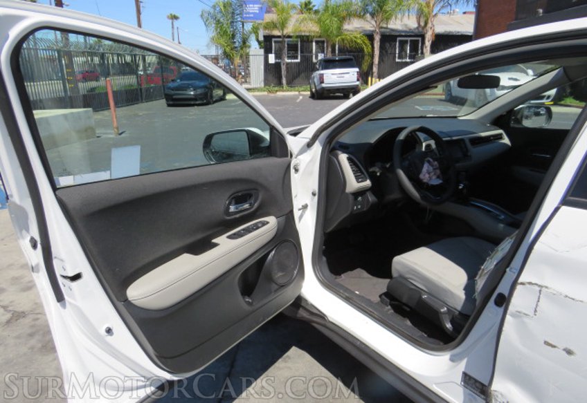 2022 Honda HR-V - Image 18