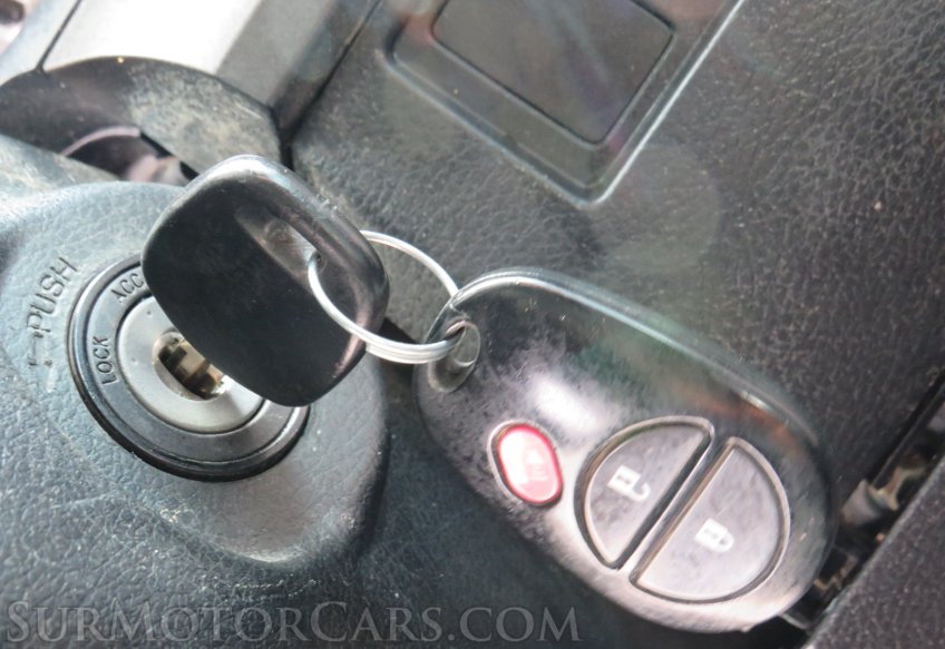 2014 Toyota Tundra 4WD Truck - Image 30