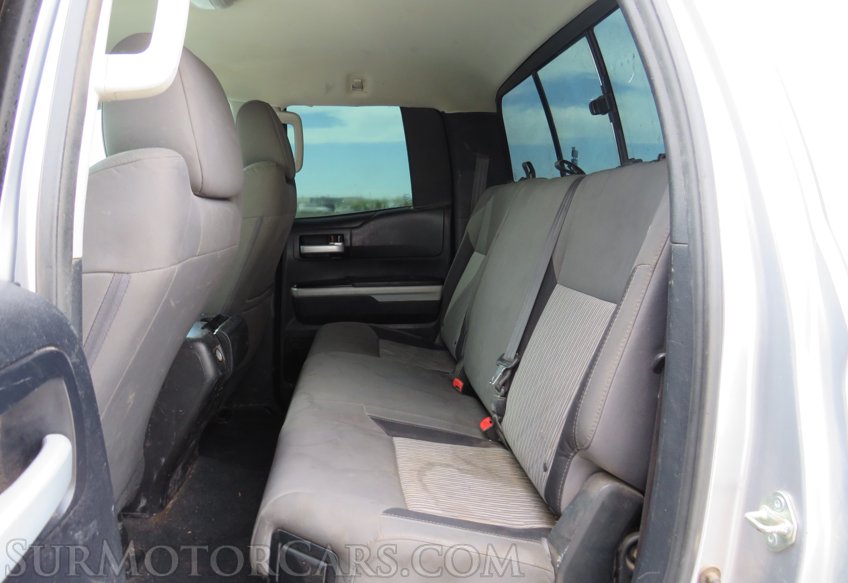 2014 Toyota Tundra 4WD Truck - Image 25