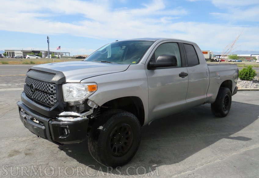 2014 Toyota Tundra 4WD Truck - Image 3
