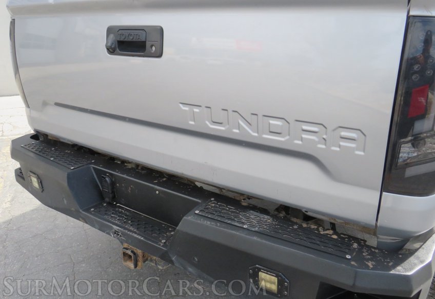 2014 Toyota Tundra 4WD Truck - Image 18