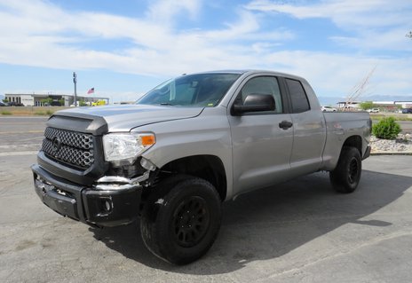2014 Toyota Tundra 4WD Truck
