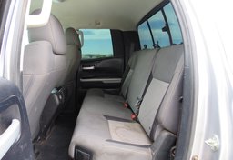 2014 Toyota Tundra 4WD Truck - Image 25