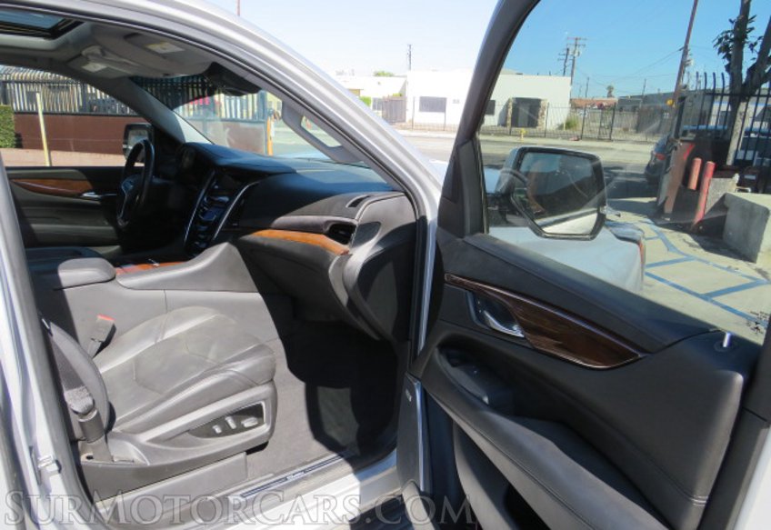 2019 Cadillac Escalade ESV - Image 22