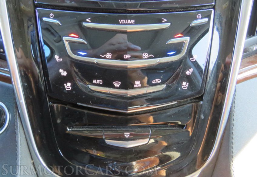 2019 Cadillac Escalade ESV - Image 38