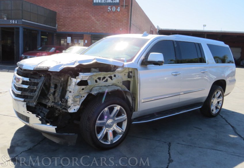 2019 Cadillac Escalade ESV - Image 2