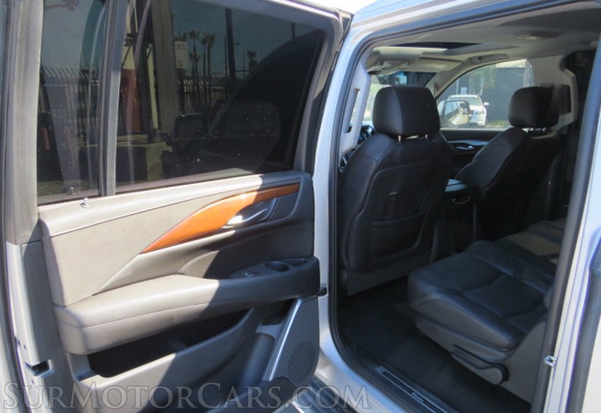 2019 Cadillac Escalade ESV - Image 23