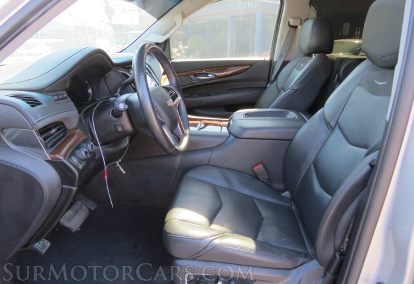 2019 Cadillac Escalade ESV - Image 27