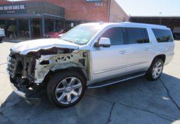 2019 Cadillac Escalade ESV - Image 4