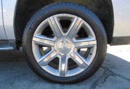 2019 Cadillac Escalade ESV - Image 19