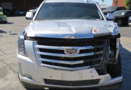 2019 Cadillac Escalade ESV - Image 12