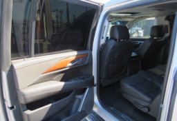 2019 Cadillac Escalade ESV - Image 23