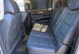 2019 Cadillac Escalade ESV - Image 31