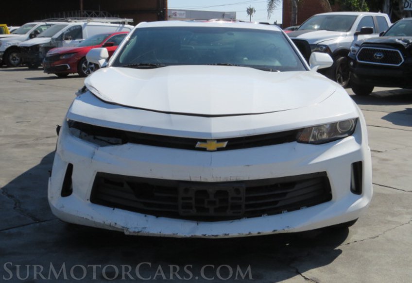 2018 Chevrolet Camaro - Image 9