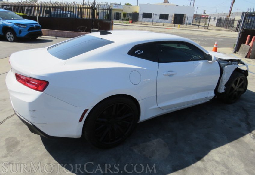 2018 Chevrolet Camaro - Image 6