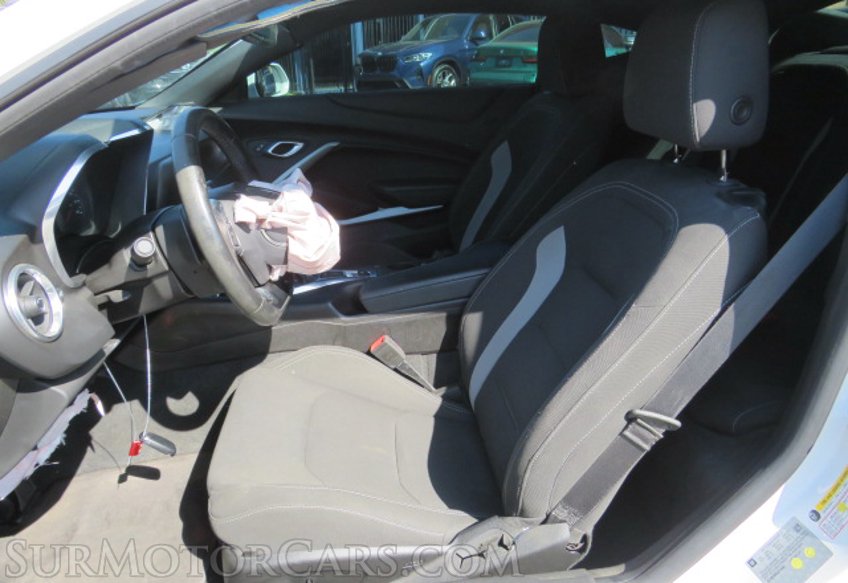 2018 Chevrolet Camaro - Image 21