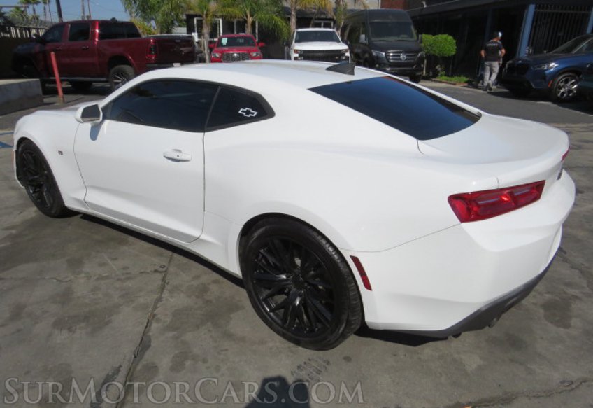 2018 Chevrolet Camaro - Image 5