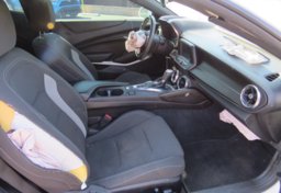 2018 Chevrolet Camaro - Image 24