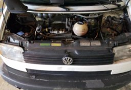 1995 Volkswagen Eurovan - Image 8