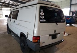 1995 Volkswagen Eurovan - Image 3