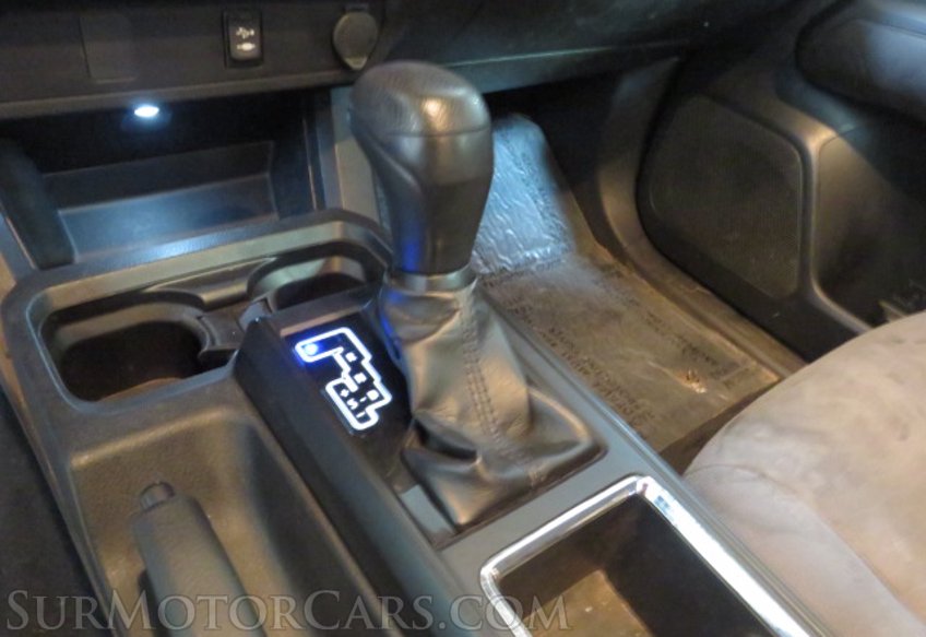 2019 Toyota Tacoma - Image 36