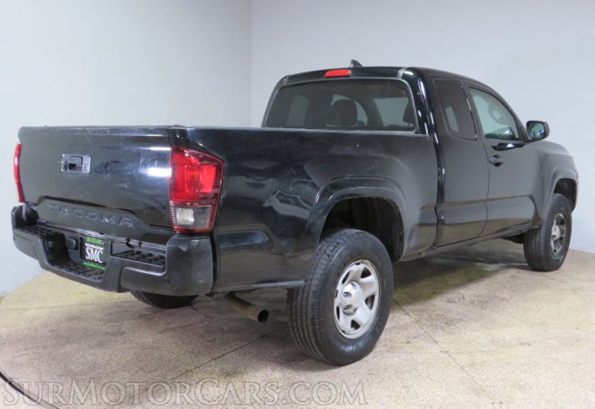 2019 Toyota Tacoma - Image 7