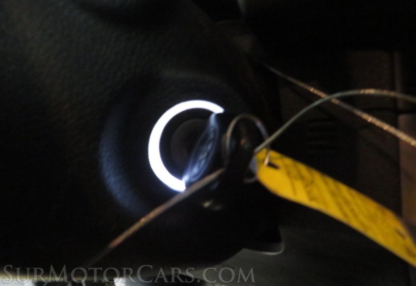 2019 Toyota Tacoma - Image 30