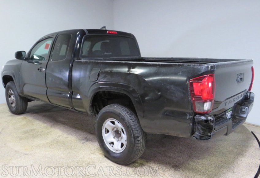 2019 Toyota Tacoma - Image 10