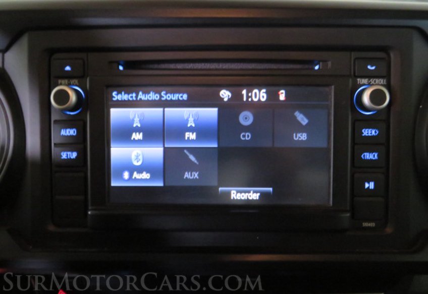 2019 Toyota Tacoma - Image 35