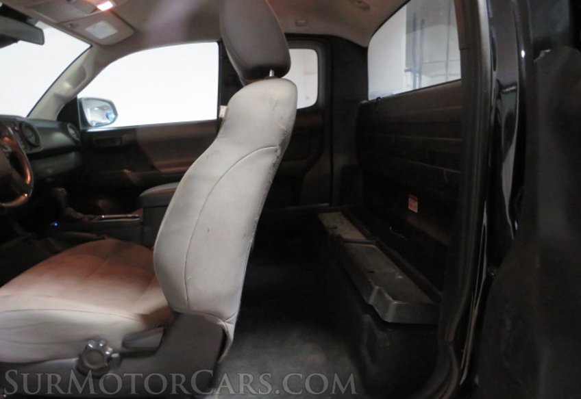 2019 Toyota Tacoma - Image 25